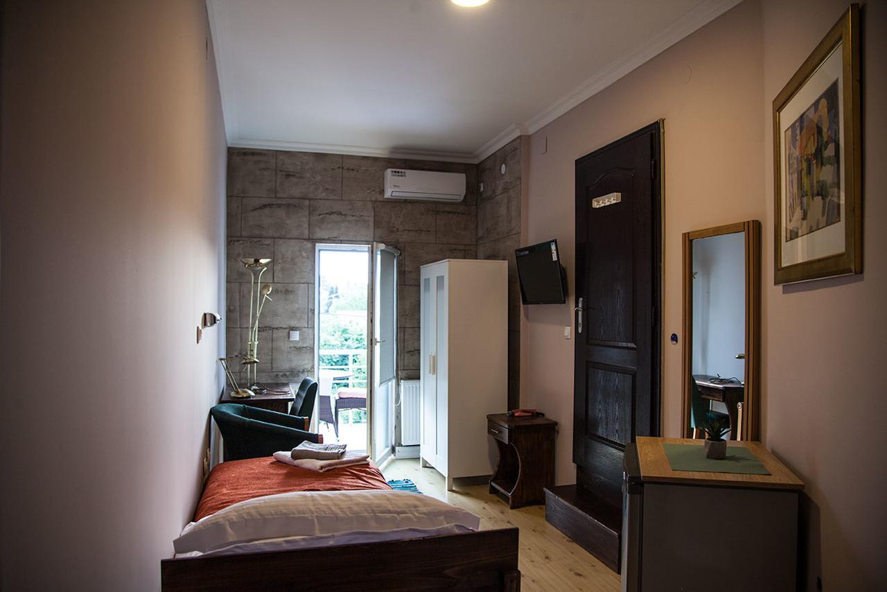 Vila Mila Riverside Apartments Semêndria Exterior foto