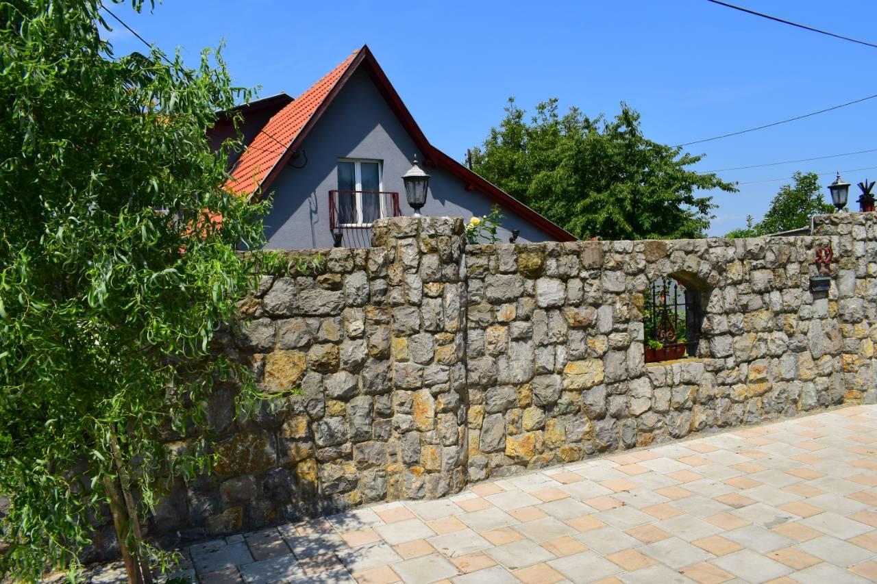 Vila Mila Riverside Apartments Semêndria Exterior foto